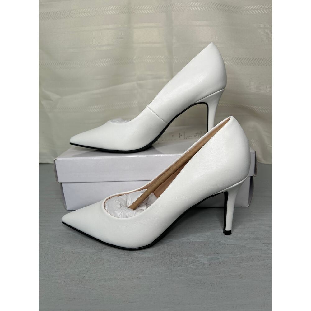 Charles David Geno Pointed Toe Stiletto Pumps White Womens Size 8M - Picture 2 of 14